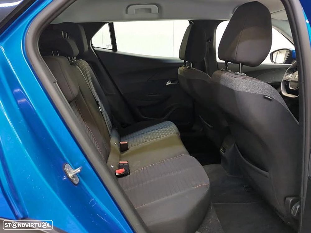 Peugeot e-2008 Active - 4
