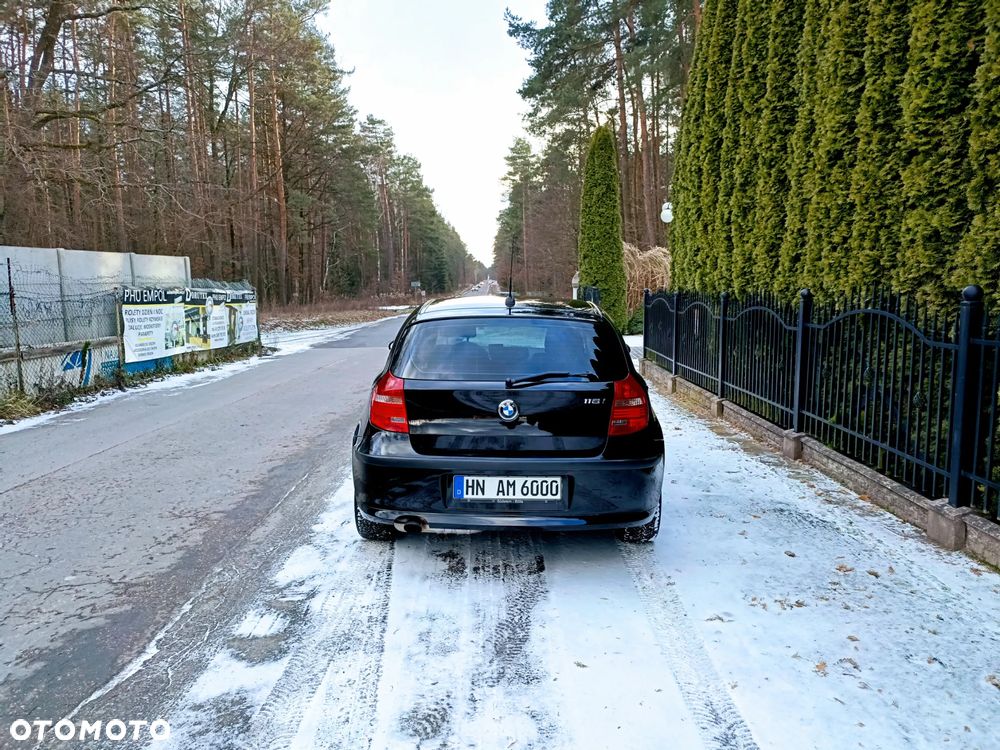 BMW Seria 1 116i - 6