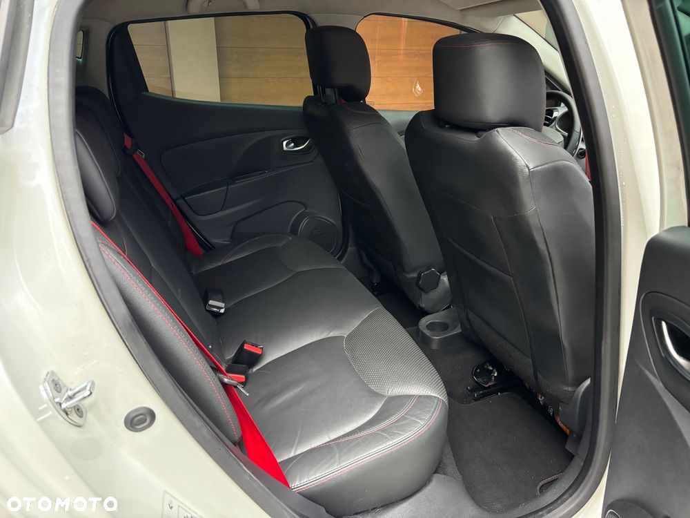 Renault Clio TCe 200 EDC Sport R.S - 20