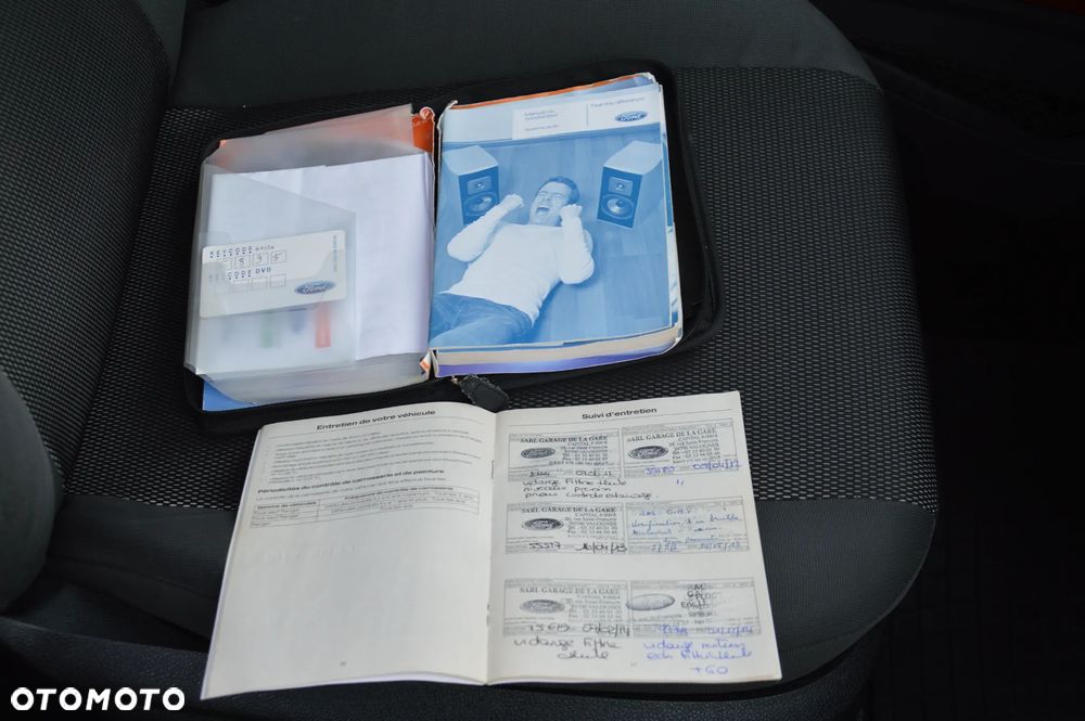 Ford Kuga 2.0 TDCi 4x4 Titanium - 35