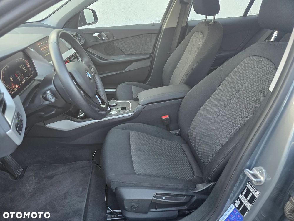 BMW Seria 1 118i Advantage - 10