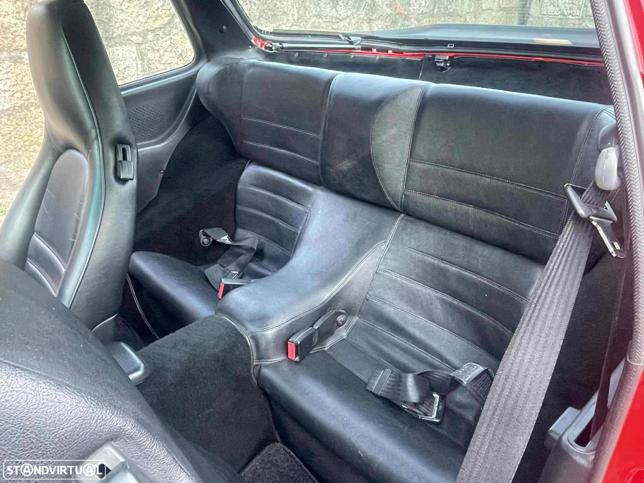 Porsche 944 Turbo - 17