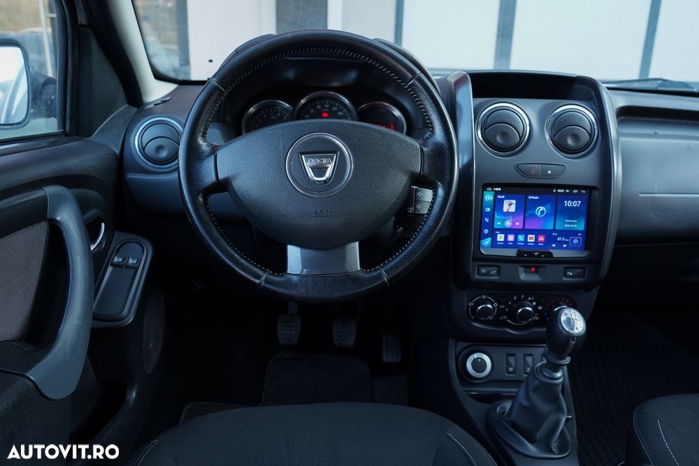 Dacia Duster SCe 115 4x4 Prestige - 12