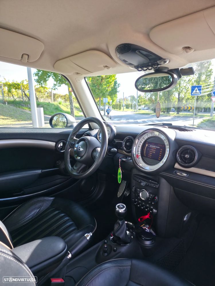 MINI Clubman Cooper SD - 13