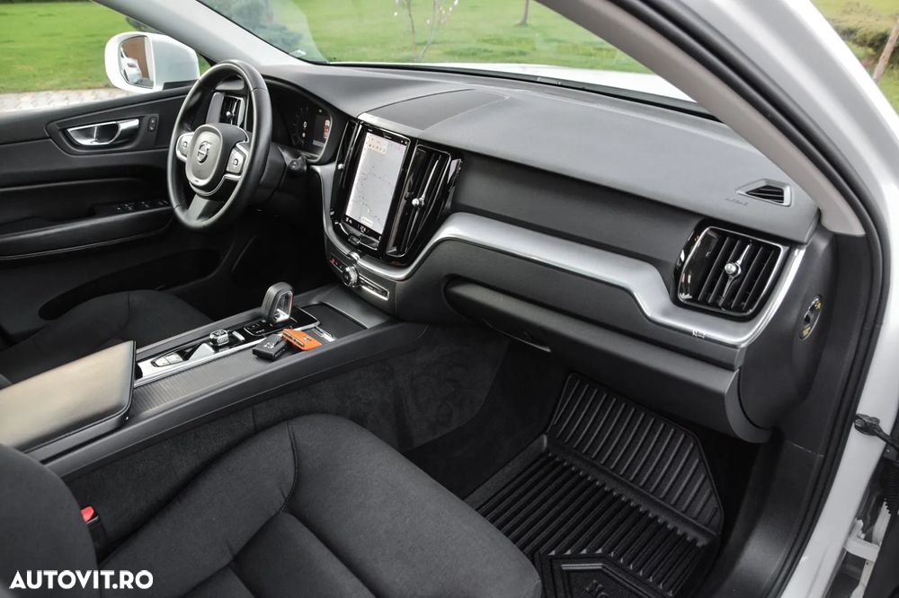 Volvo XC 60 Recharge T6 Twin Engine eAWD Inscription Expression - 17