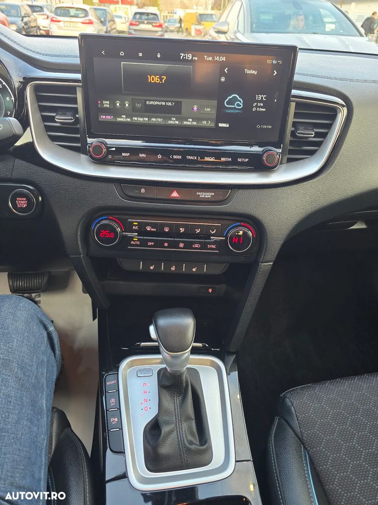 Kia XCeed 1.5 T-GDI 7DCT Style+ - 10