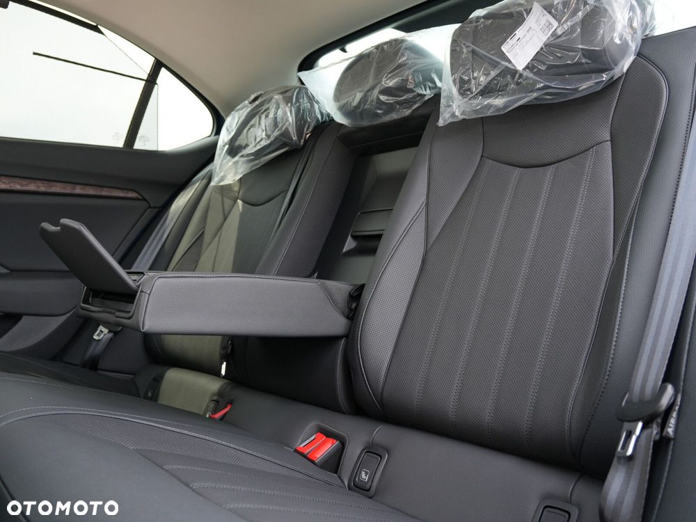 Skoda Superb 2.0 TDI SCR 4x4 L&K DSG - 36