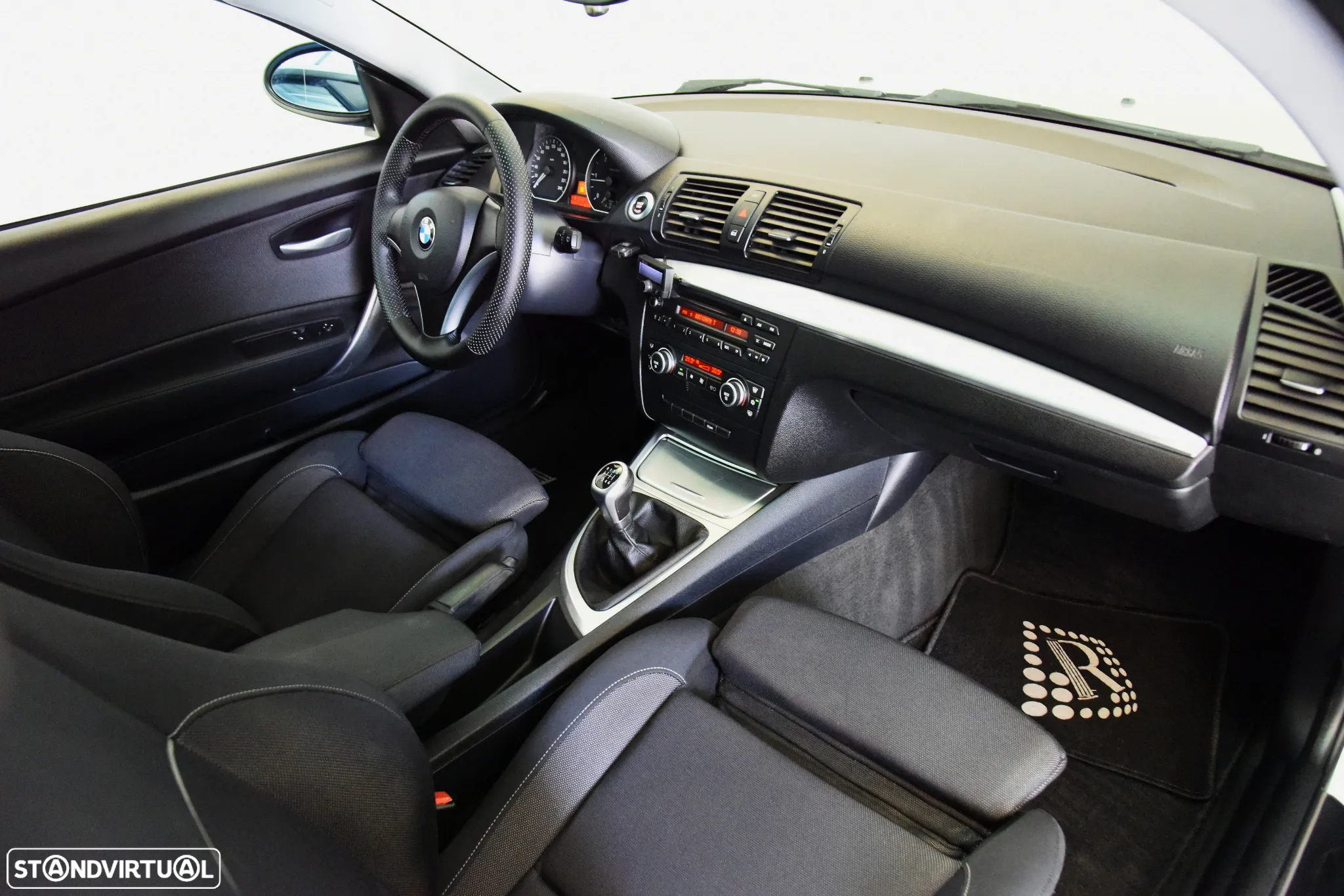 BMW 118 d - 16