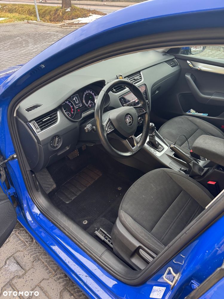 Skoda Octavia 1.6 TDI Ambition DSG - 5