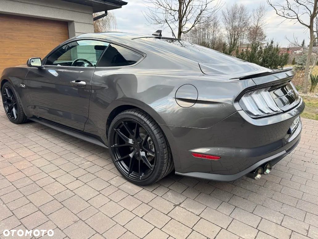 Ford Mustang 5.0 V8 GT - 12