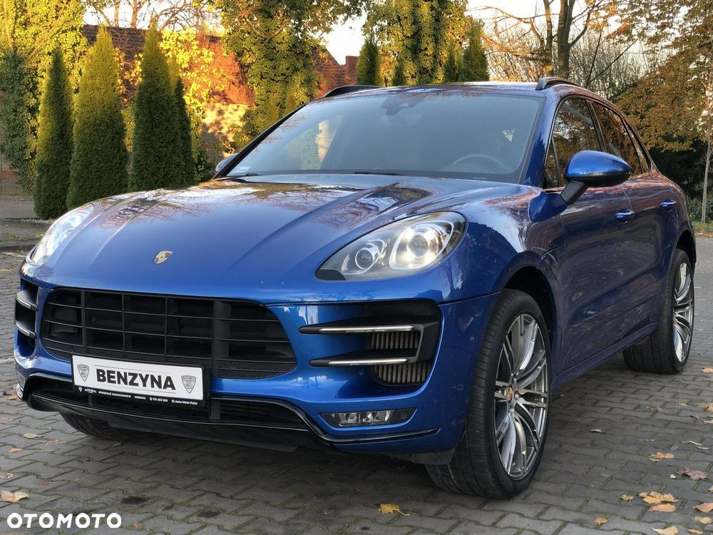 Porsche Macan - 1