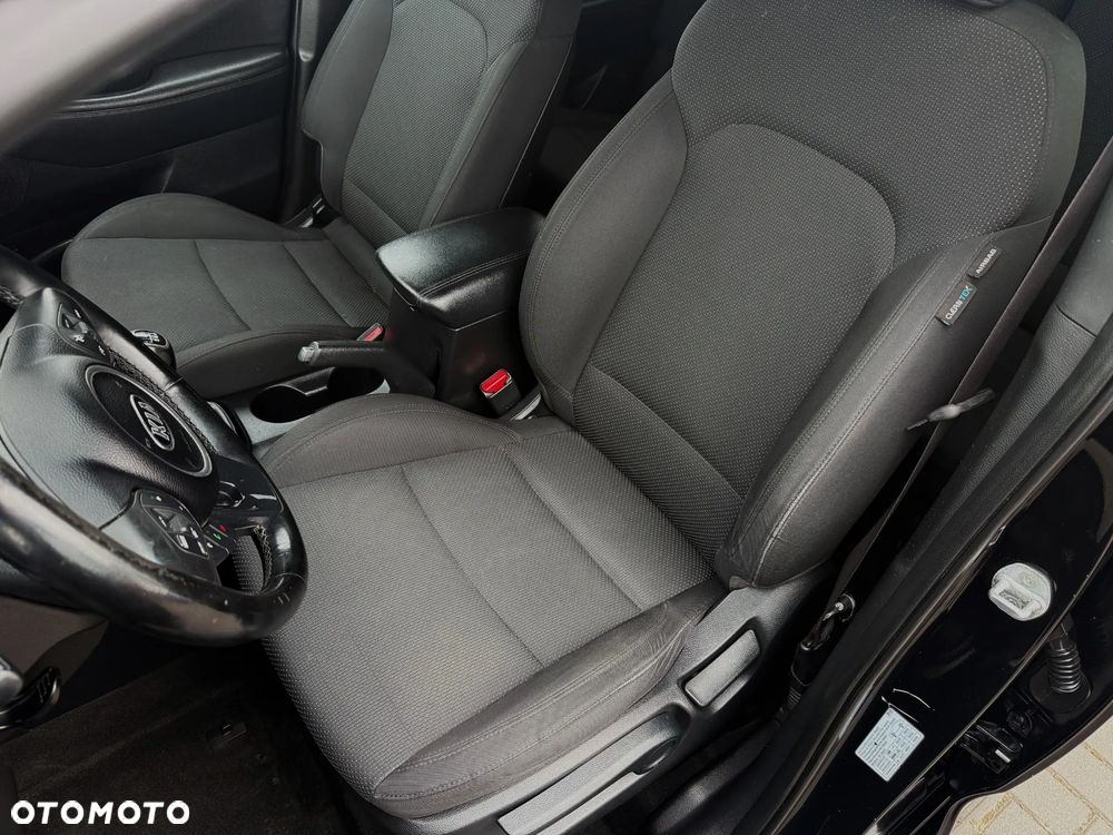 Kia Carens 1.7 CRDi 115 Dream-Team Edition - 8