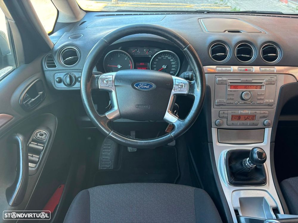 Ford Galaxy 1.8 TDCi Trend - 36