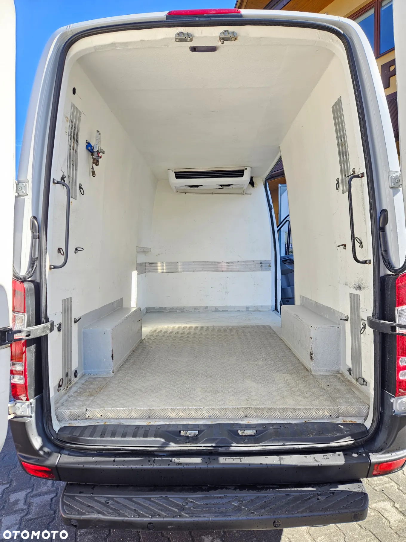Mercedes-Benz SPRINTER - 10