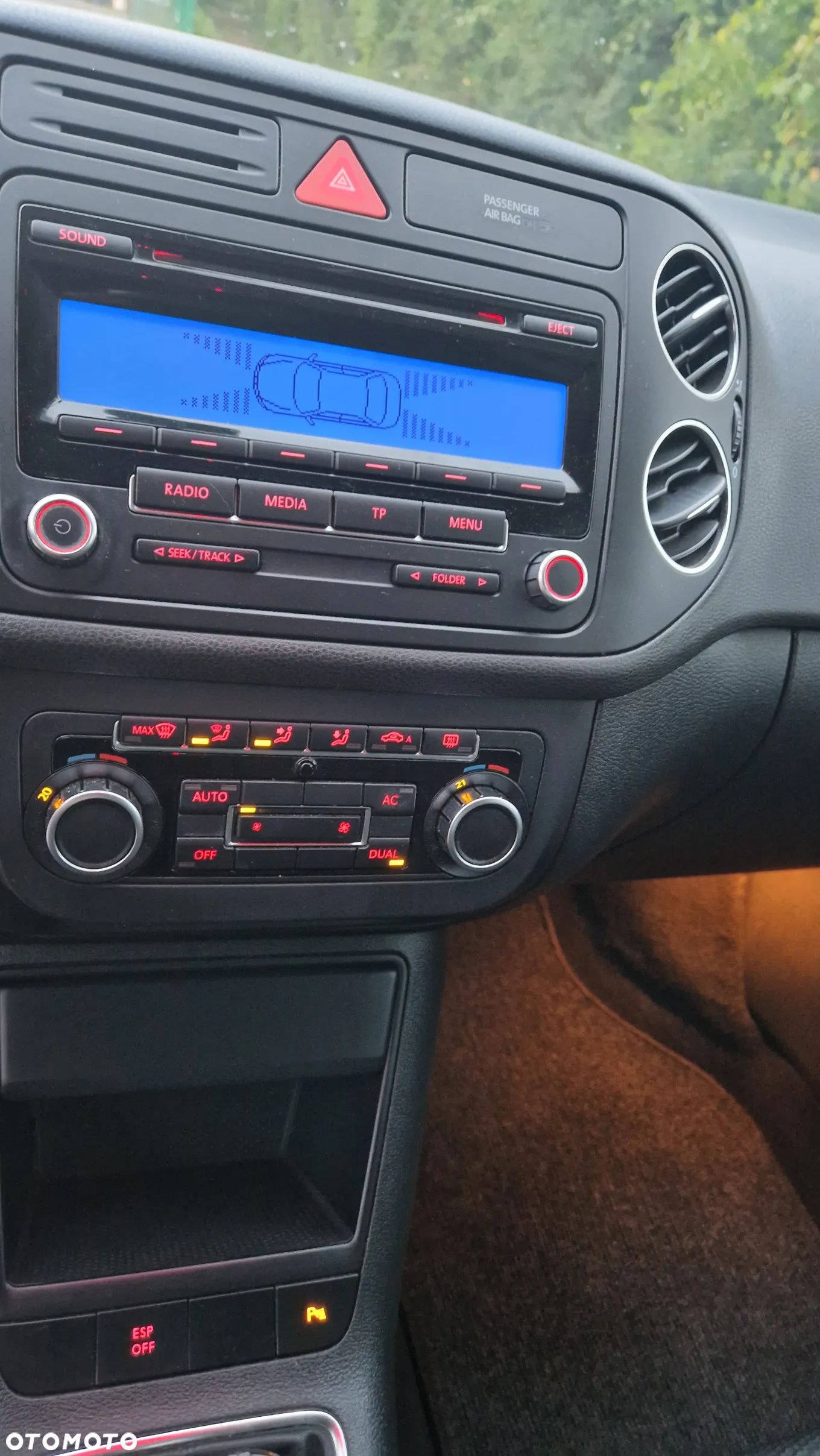 Volkswagen Golf Plus 2.0 TDI Comfortline - 15