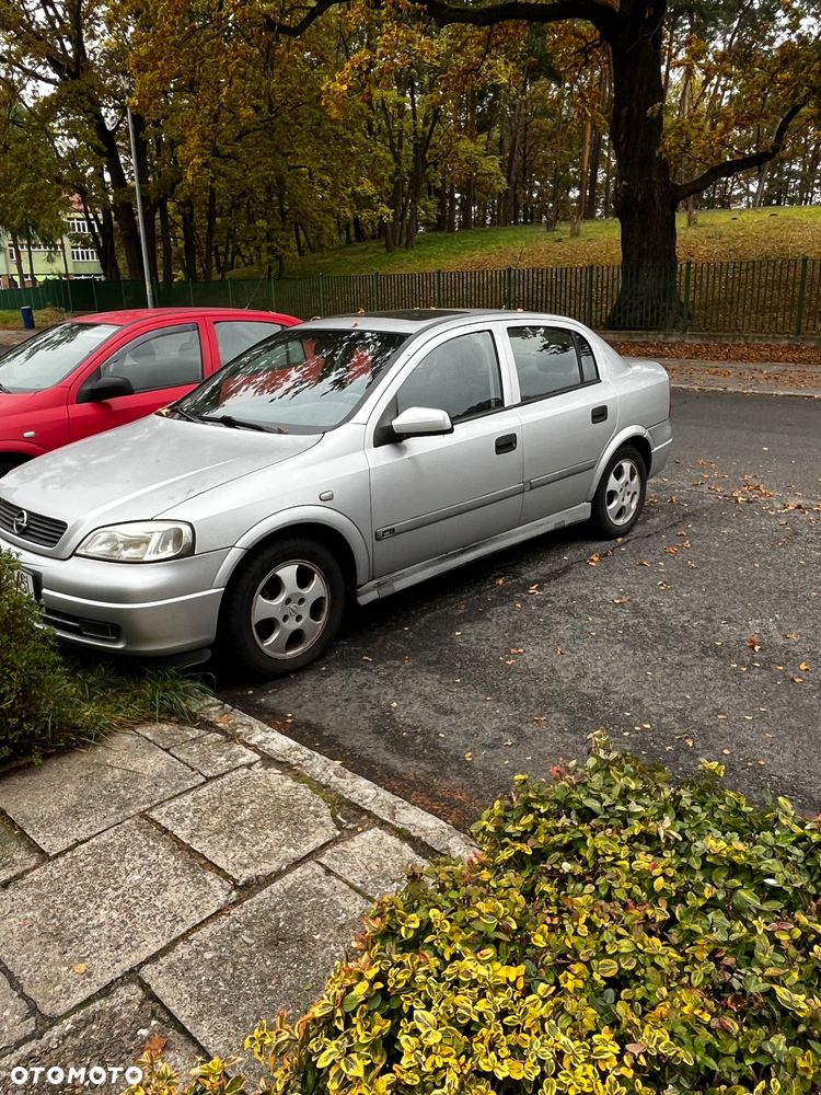 Opel Astra - 3