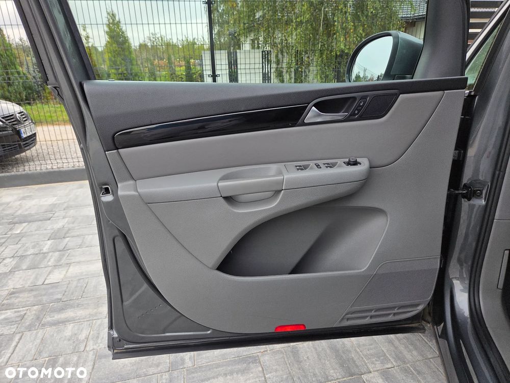 Volkswagen Sharan 2.0 TSI BMT Highline DSG - 37