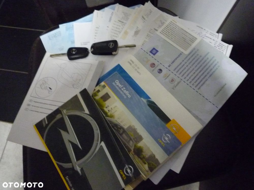 Opel Zafira 1.7 CDTI Cosmo - 40