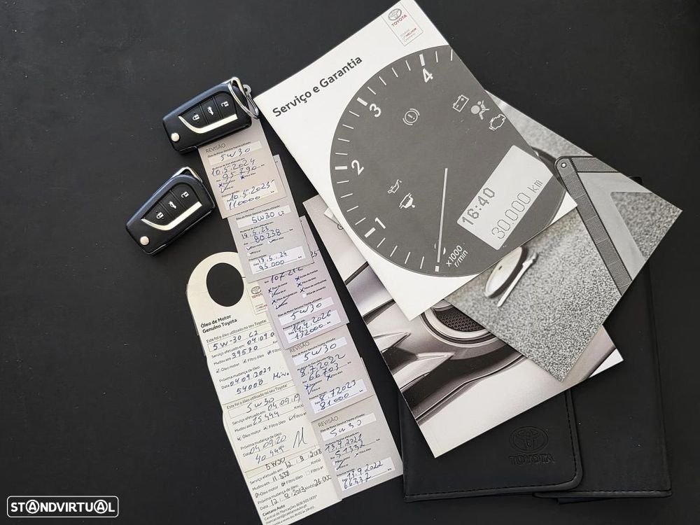 Toyota Auris 1.4 D-4D Comfort+Pack Techno - 17