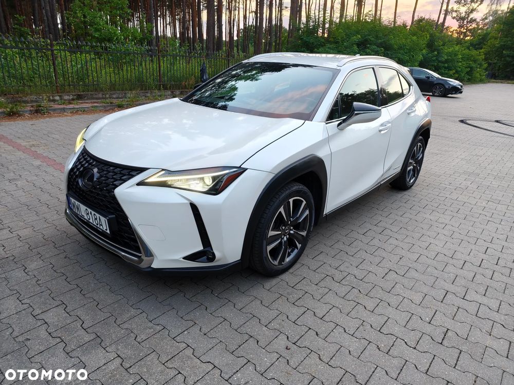 Lexus UX 250h Luxury Line - 1