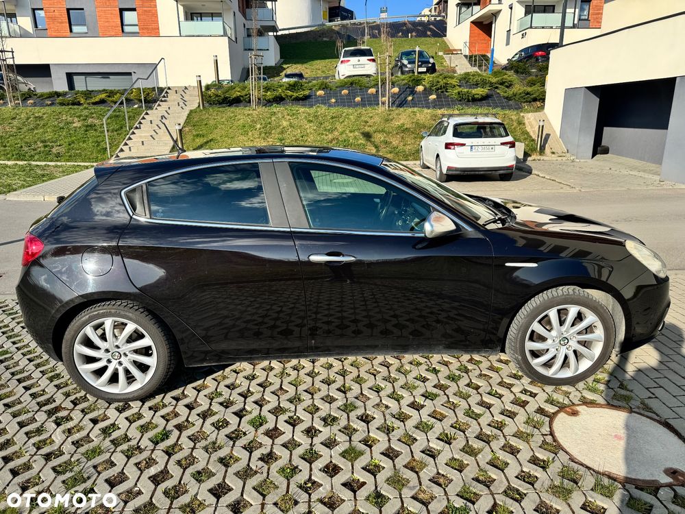 Alfa Romeo Giulietta 1.6 JTDM Distinctive - 2