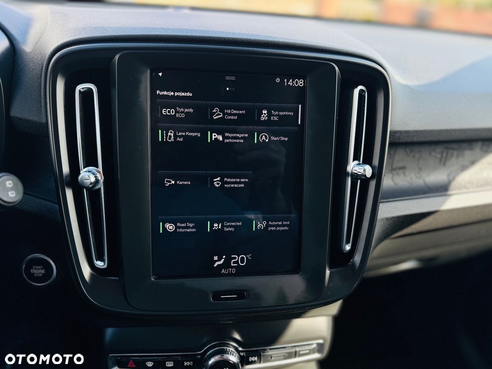 Volvo XC 40 D3 Momentum - 8