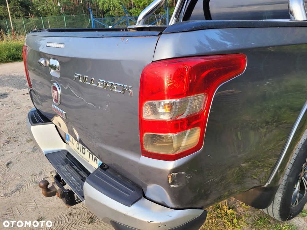 Fiat Fullback 4WD DC Silver LX - 8