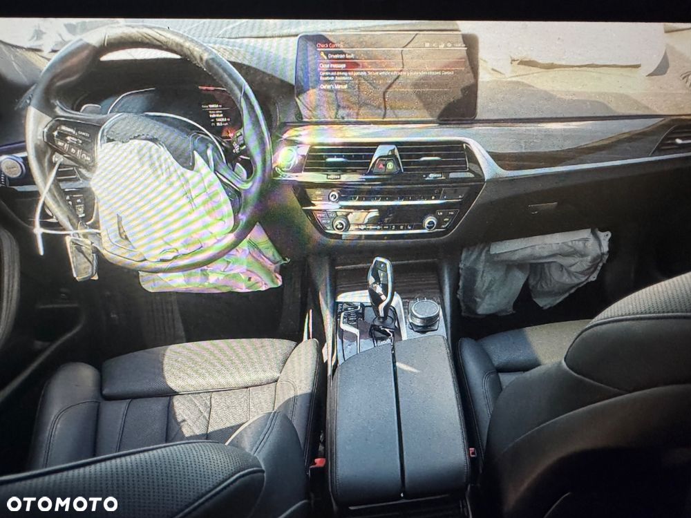 BMW Seria 5 530i xDrive Sport Line - 4