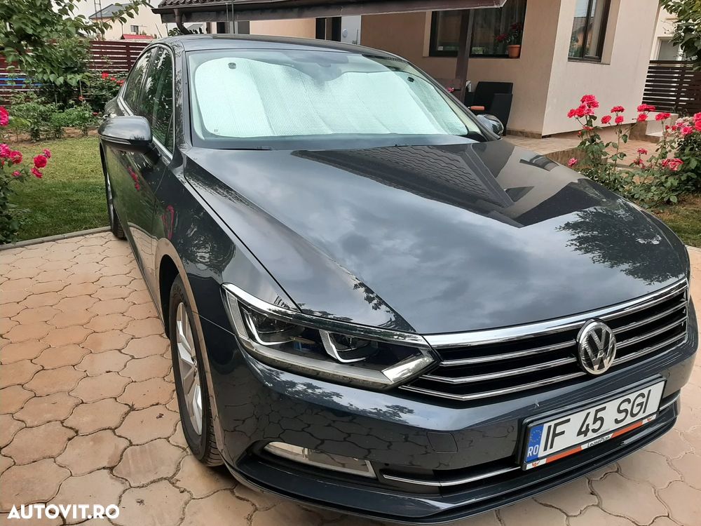 Volkswagen Passat 2.0 TDI DSG Comfortline - 1