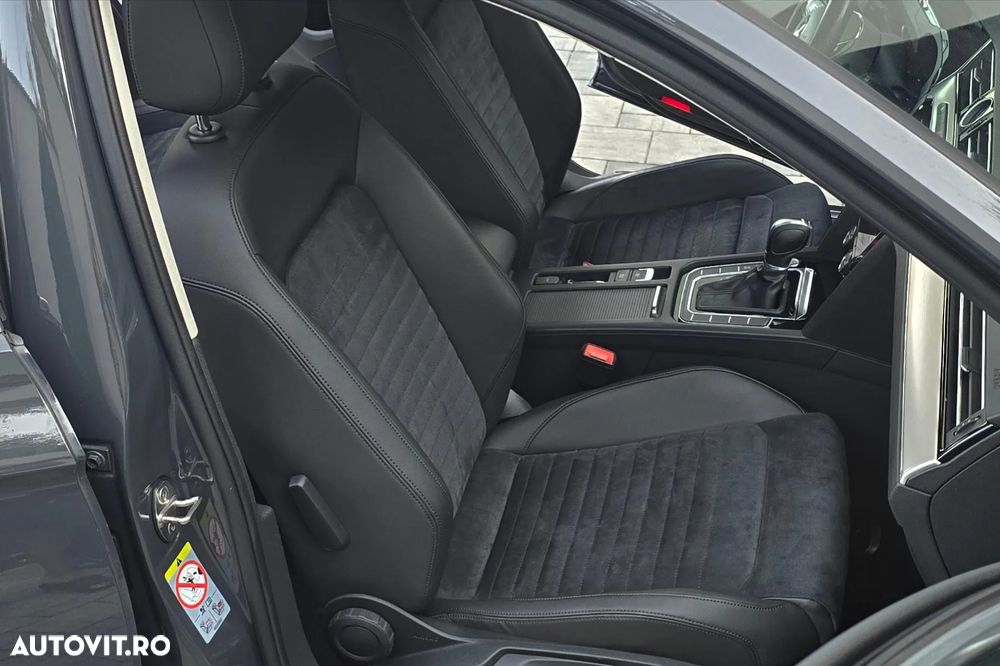 Volkswagen Passat 2.0 TDI DSG Highline - 18