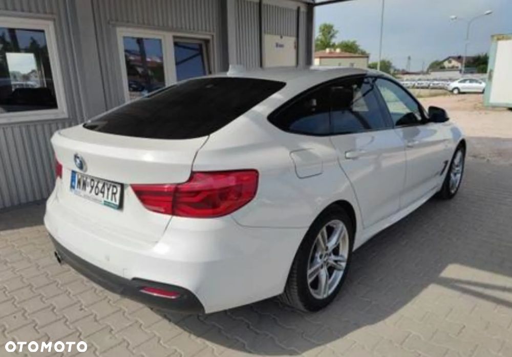 BMW Seria 3 320i GPF - 8