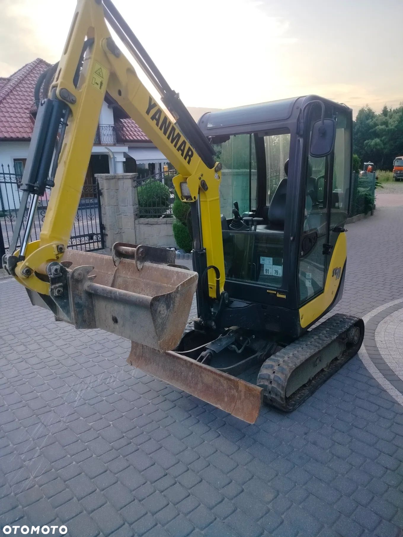 Yanmar Sv18 - 1