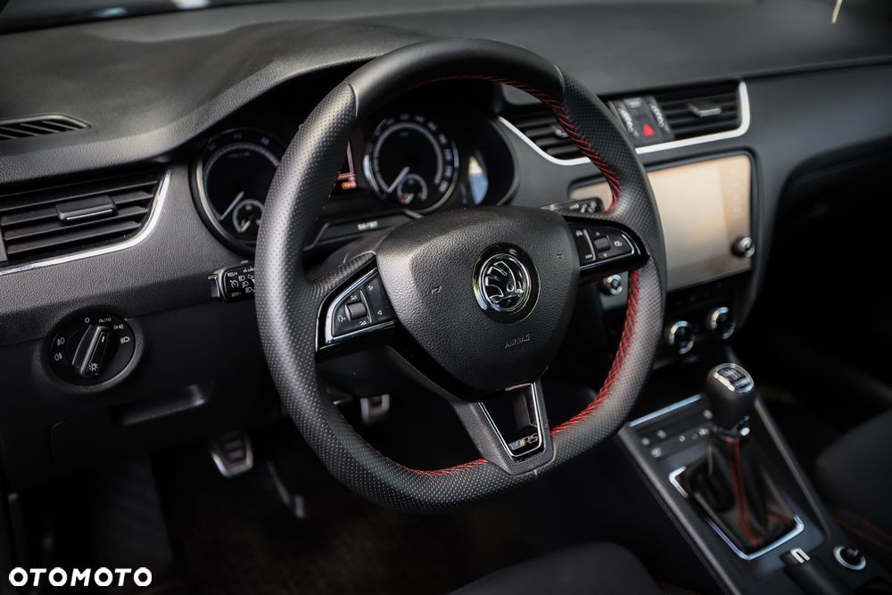 Skoda Octavia 2.0 TSI GPF RS 245 - 17