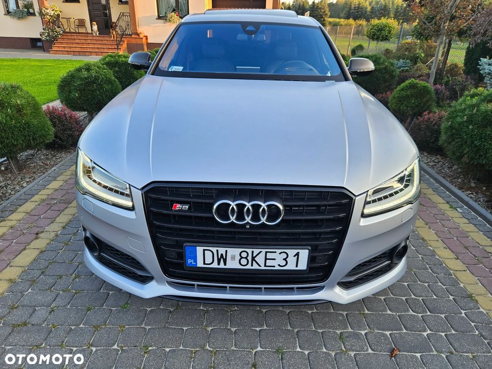 Audi S8 - 7