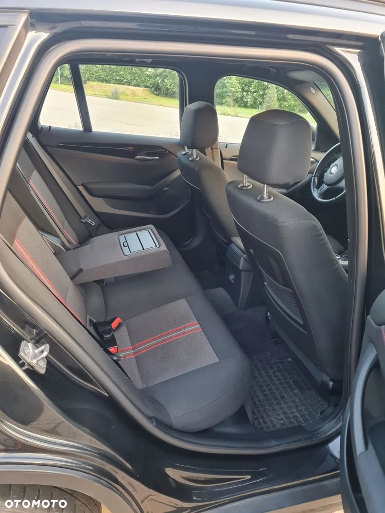 BMW X1 sDrive18d Sport Line - 8