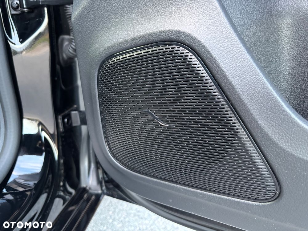 Mercedes-Benz Klasa A 180 7G-DCT Progressive - 28