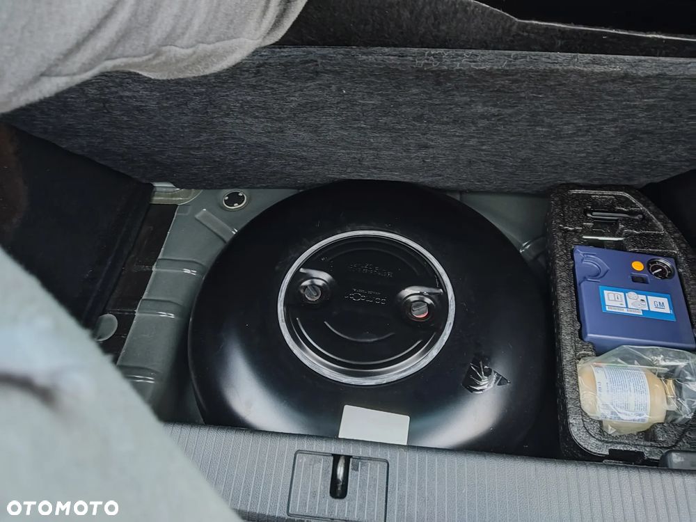 Opel Astra 1.4 Turbo 150 Jahre - 30