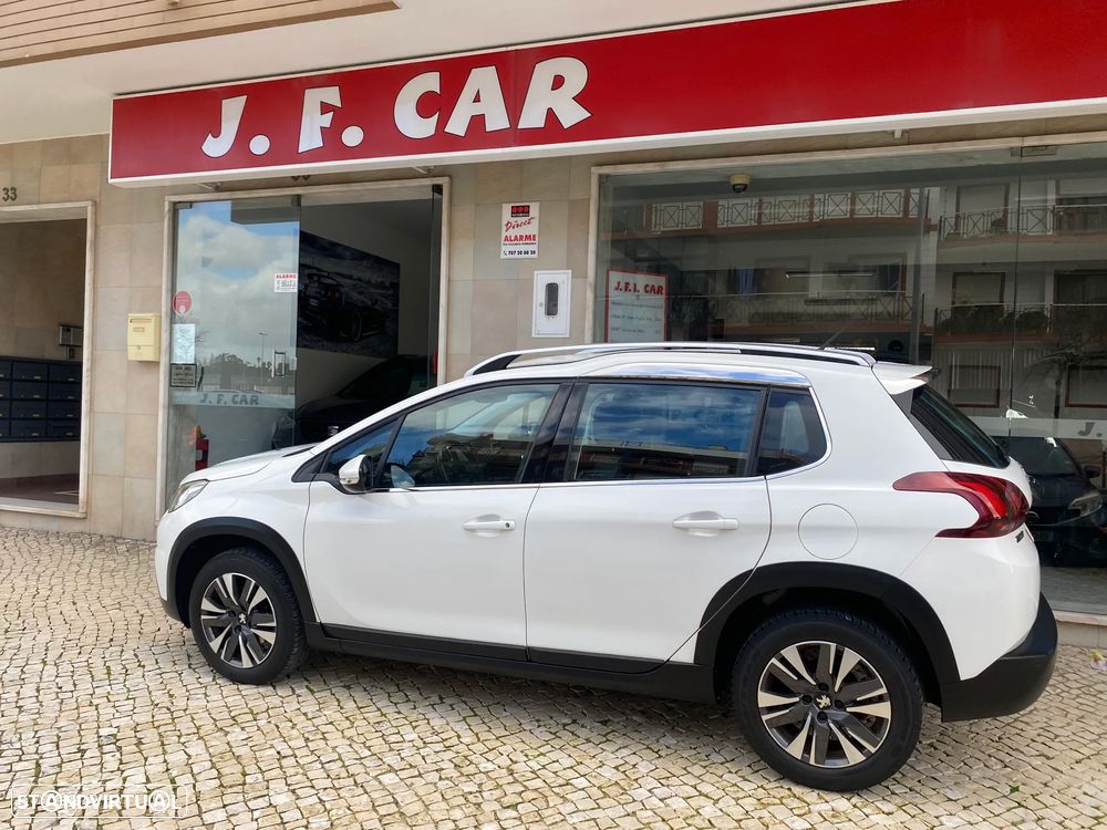 Peugeot 2008 PureTech 110 Stop&Start Allure - 4