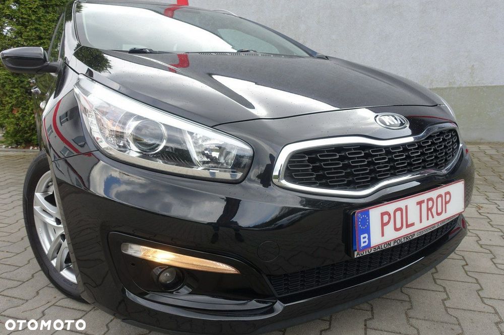 Kia Ceed - 4