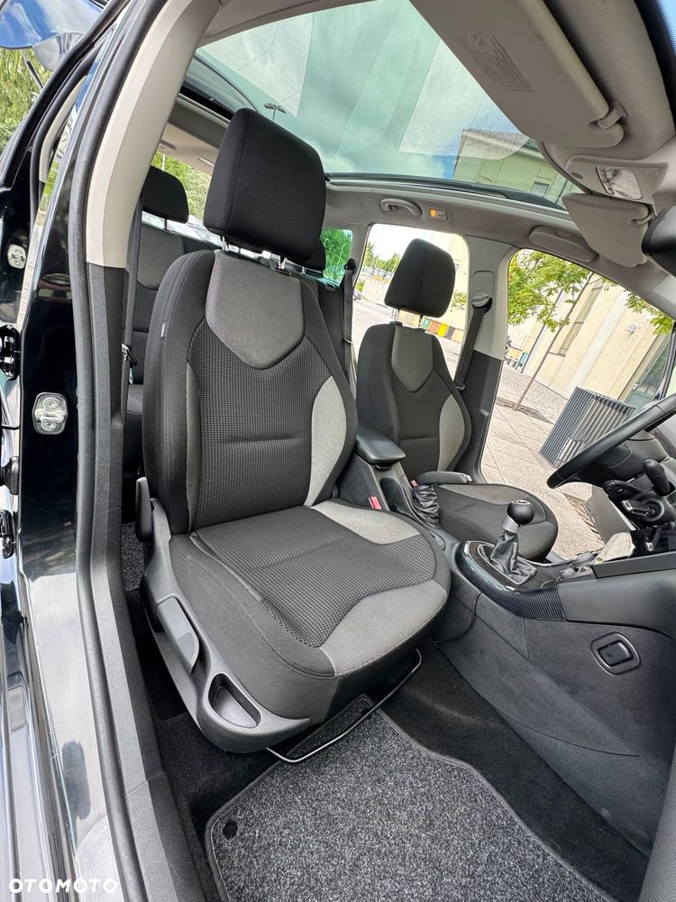 Peugeot 308 1.6 Premium - 11