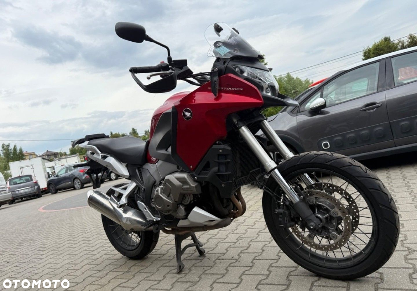 Honda VFR - 3