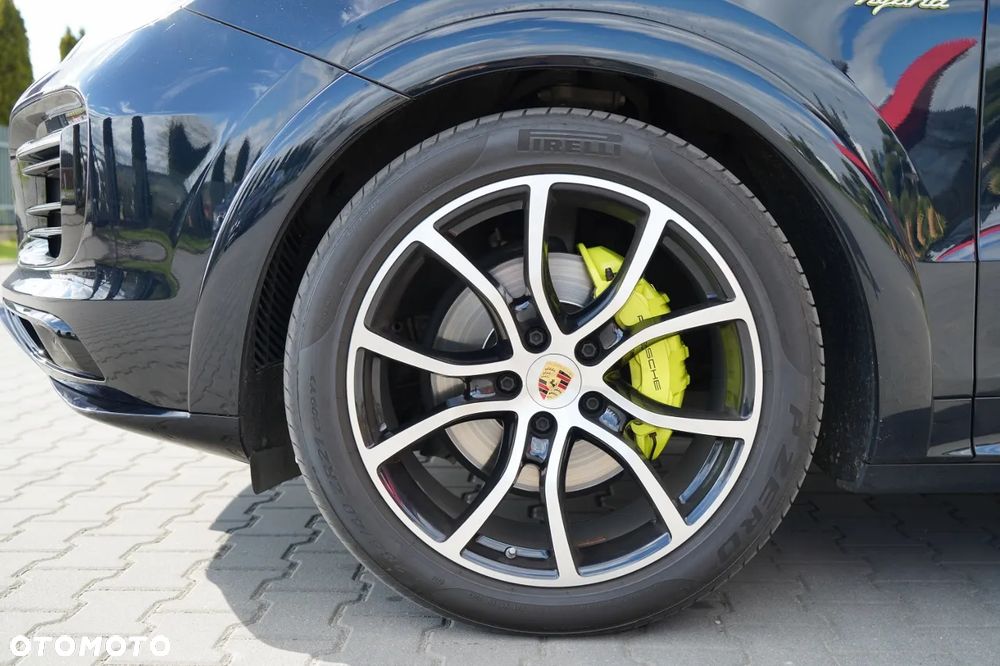 Porsche Cayenne Standard - 16