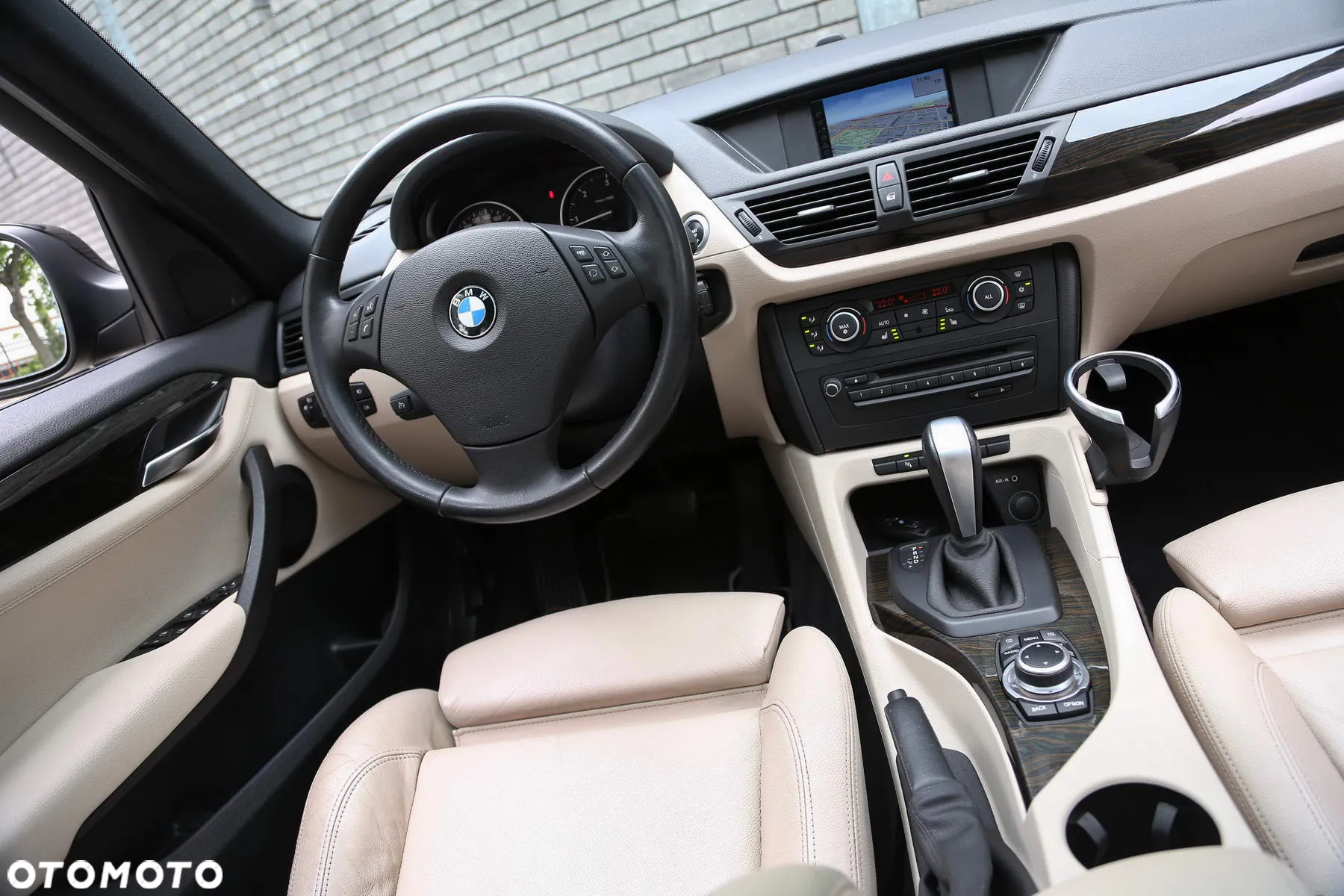 BMW X1 xDrive20d - 14