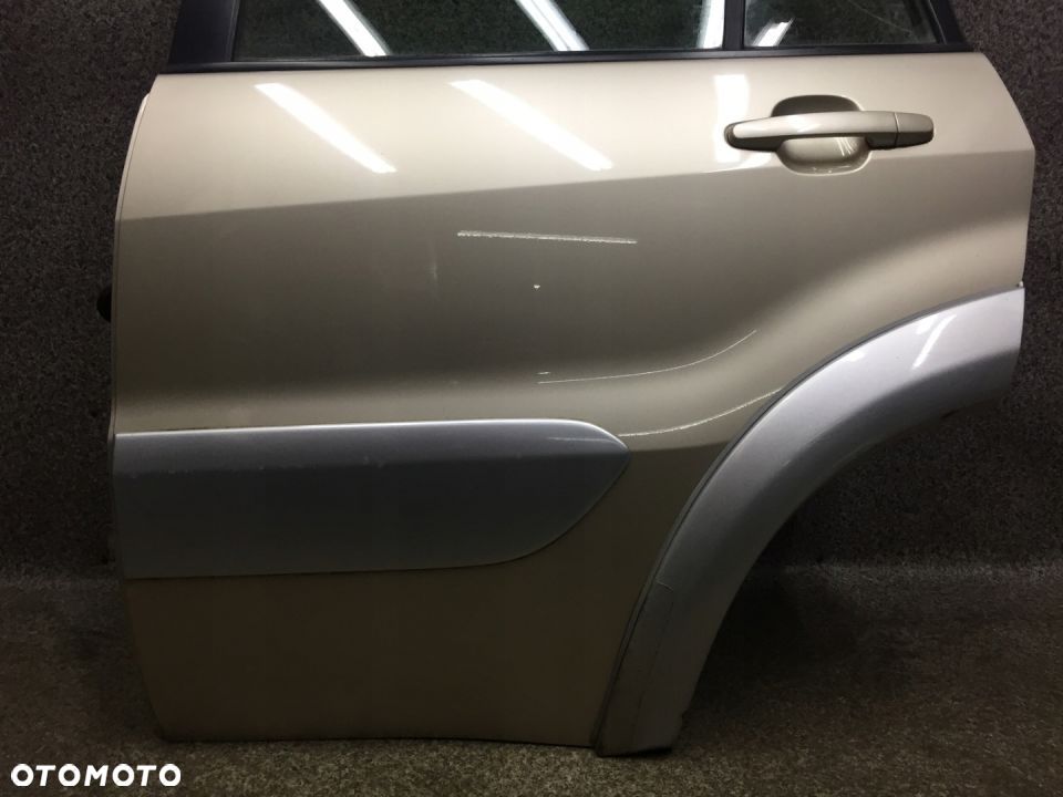 Rav4 II drzwi lewy tyl lewe tylne 4R4 LIFT ORG BDB - 6