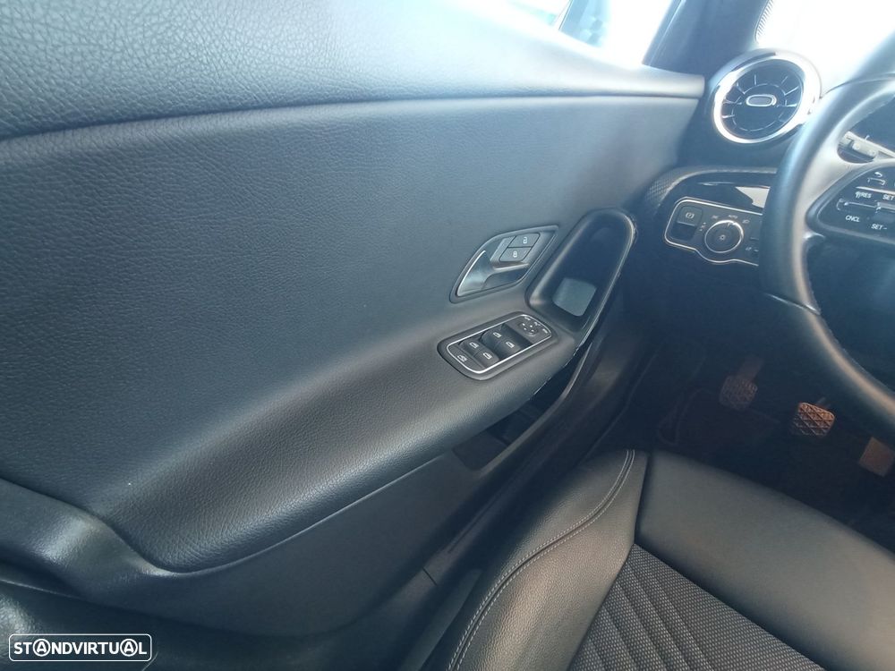 Mercedes-Benz A 160 Style - 11