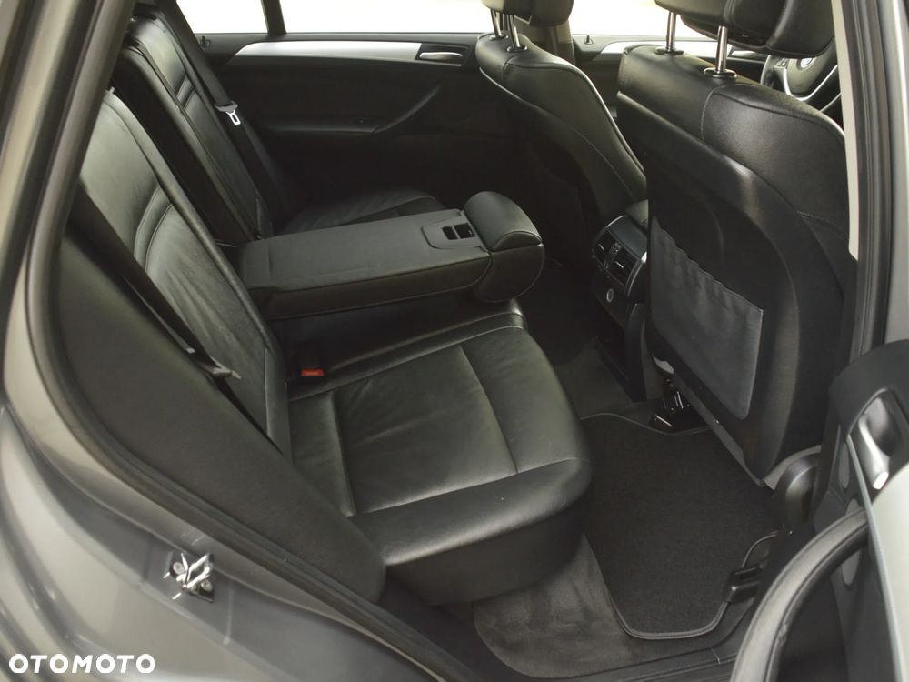 BMW X5 xDrive30d - 36