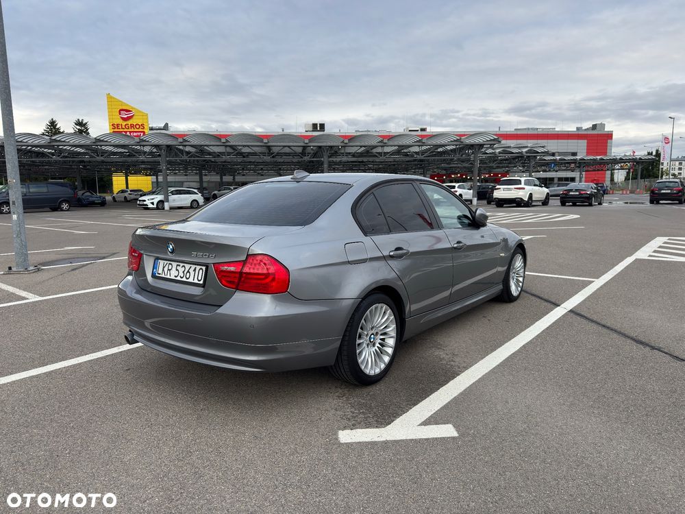 BMW Seria 3 320d - 7