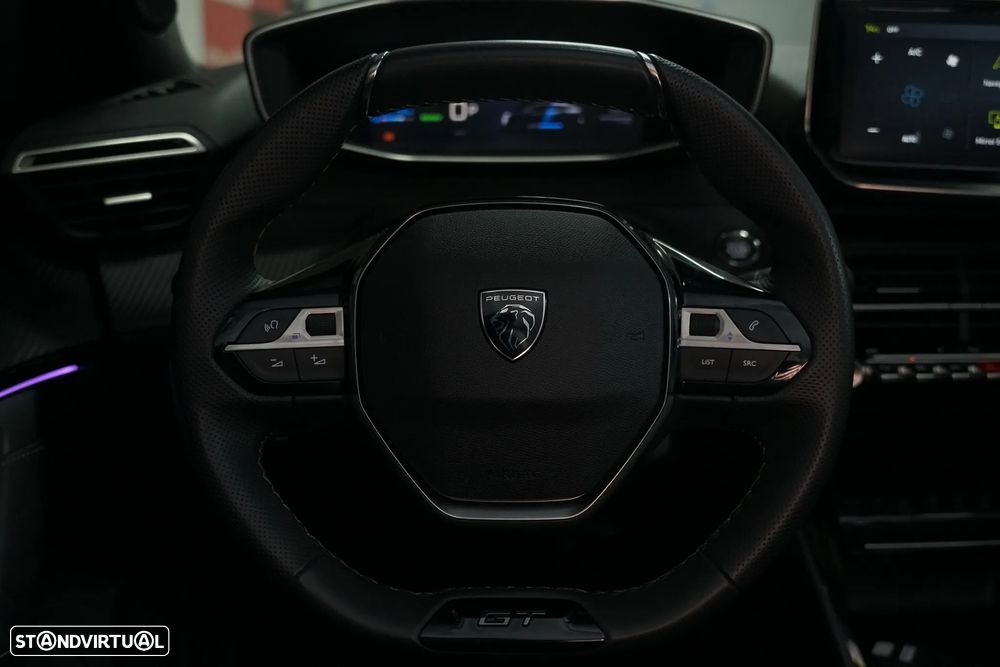Peugeot e-2008 54 kWh GT - 17