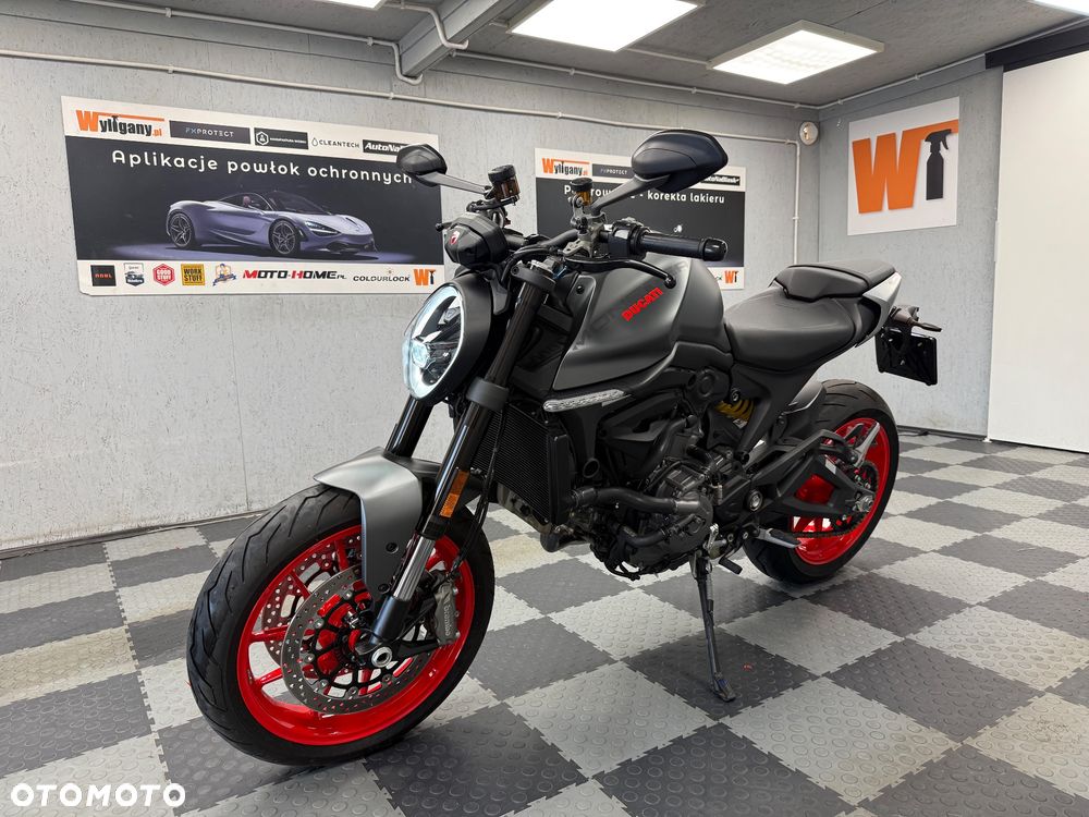 Ducati Monster - 4