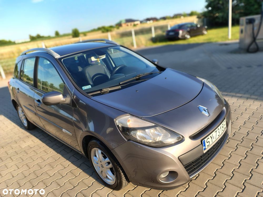 Renault Clio - 9